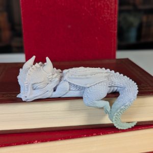 Sleeping Baby Dragon - Pastell