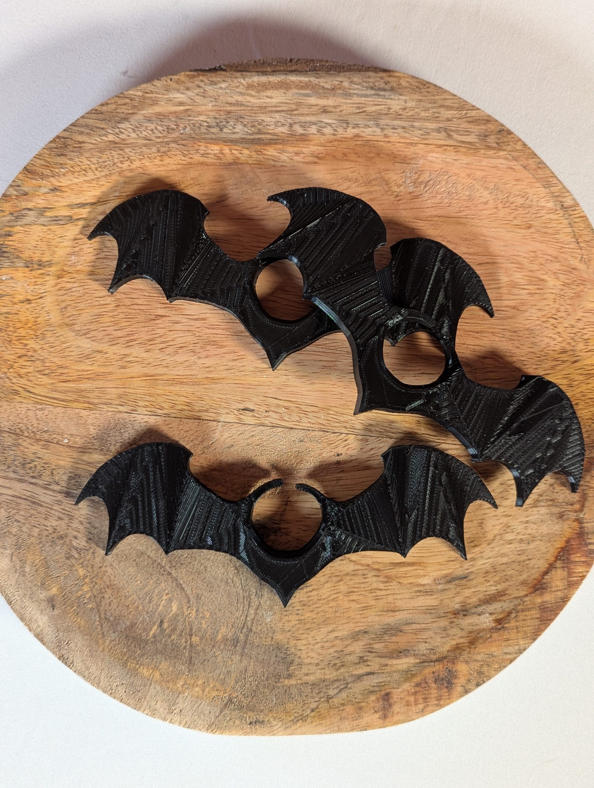 Fledermausflügel Seitenhalter